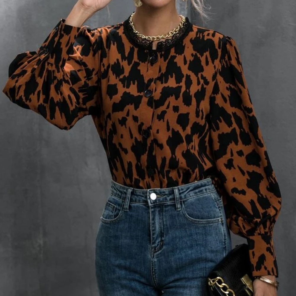Abstract Print Bishop Sleeve Buttoned Shirt